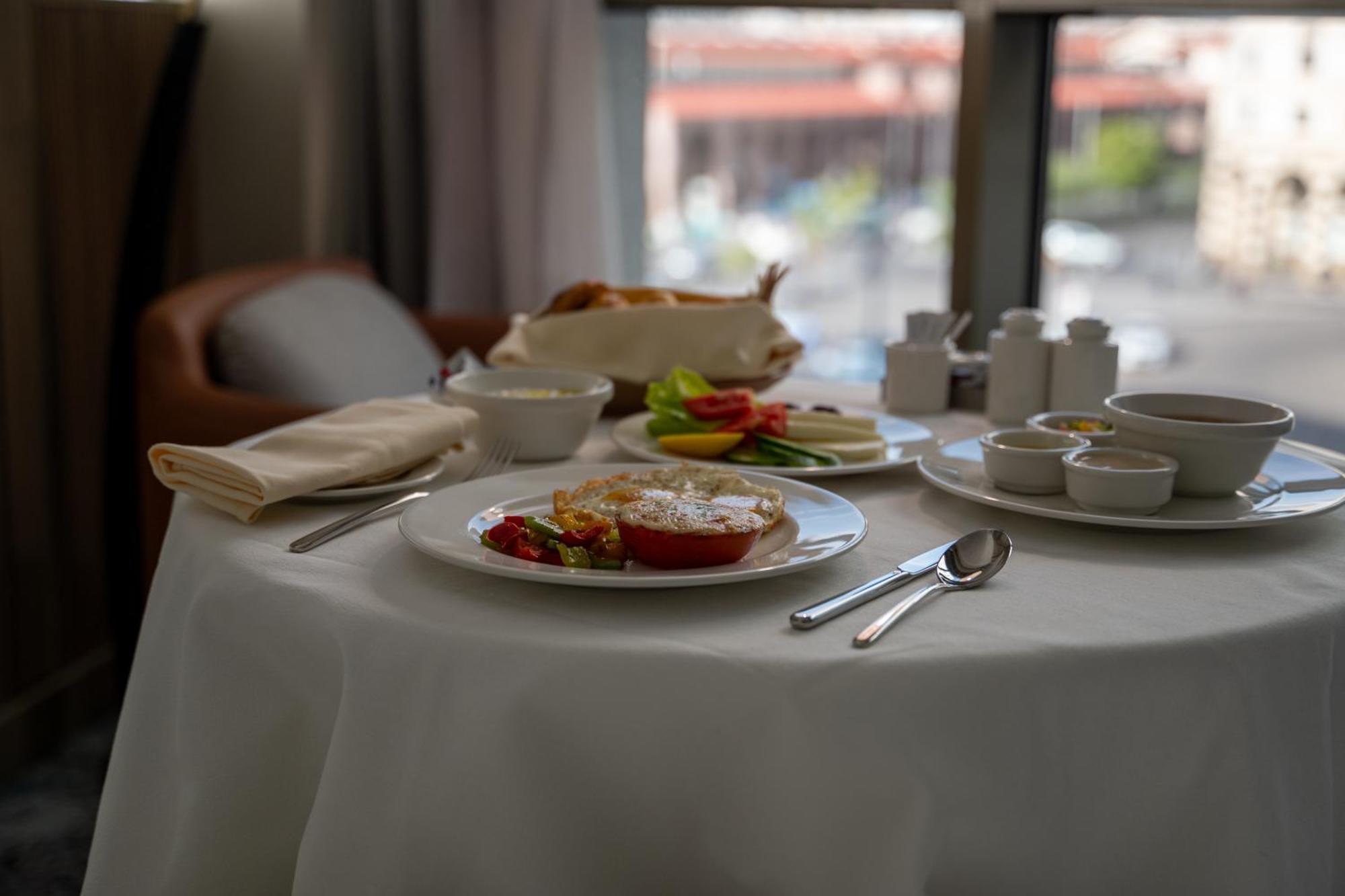 Rotana Al Manakha Madinah Otel Medine Dış mekan fotoğraf